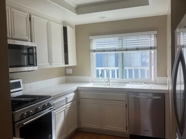 1018 Gilbert Ln, Ventura, CA 93003