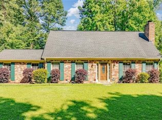 4104 E Lake Dr, Tuscaloosa, AL 35405