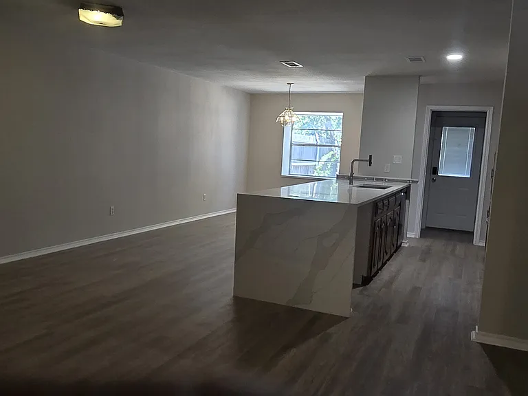 4307 Harvest Hill Rd — Photo 4