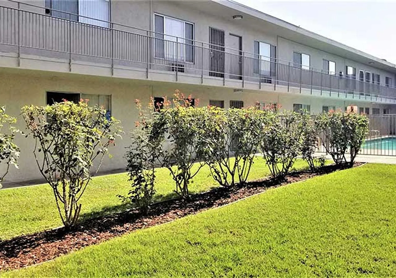 Burke Apartments — Photo 2