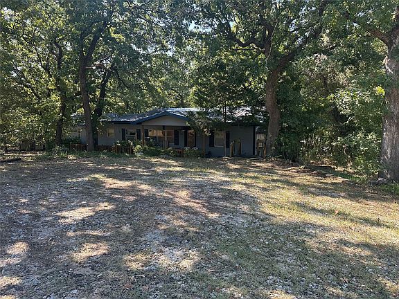 2nd image of 10691 Pin Oak Rd