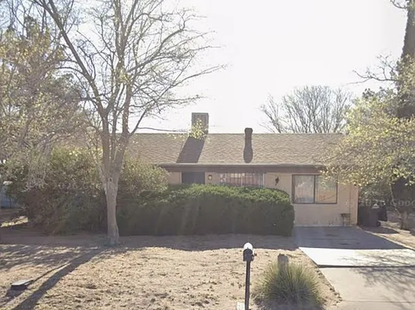 609 Yucca Dr, Deming, NM 88030