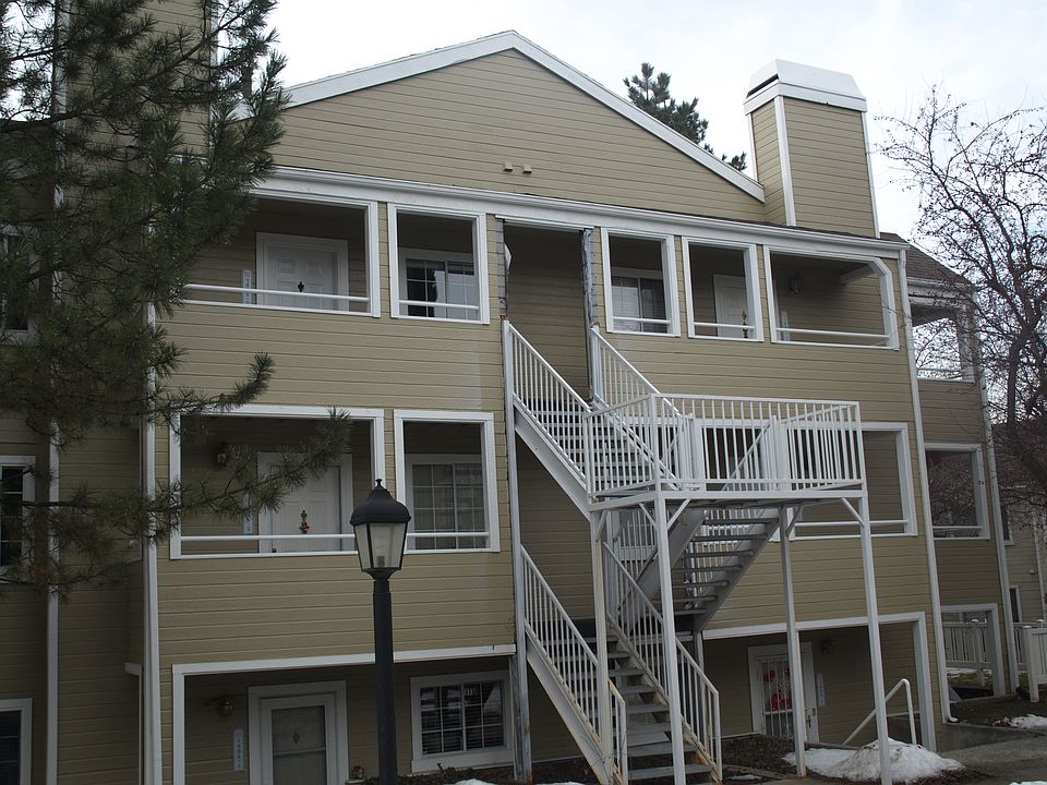 1st image of 1495 E Vineyard Ct #3