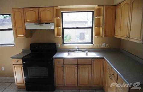 3rd image of 2119 W Saint Sophia St