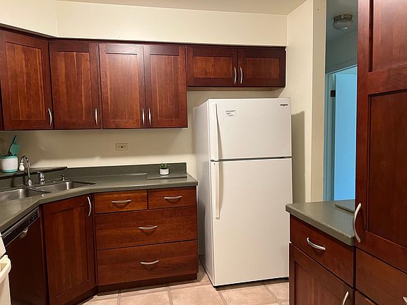 3rd image of 2150 Valencia Dr APT 108A
