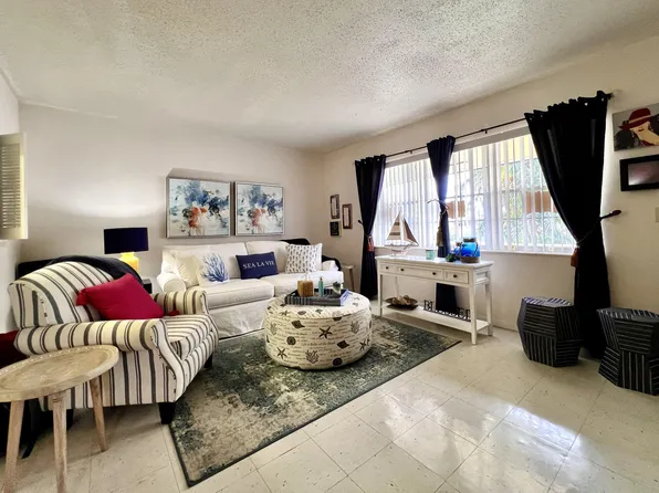165 Waltham G, West Palm Beach, FL 33417