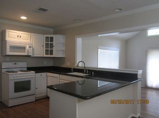 7458 Whitegate Ave, Riverside, CA 92506