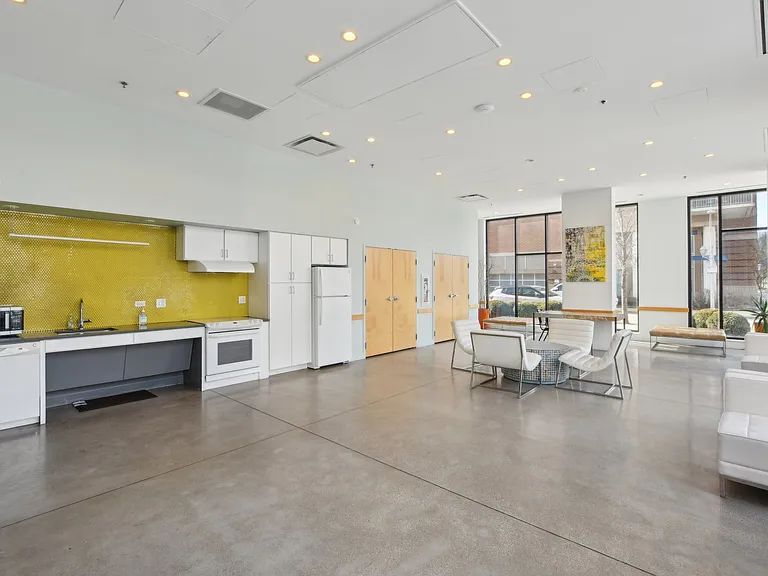 Terrace 4 5 9 — Photo 15