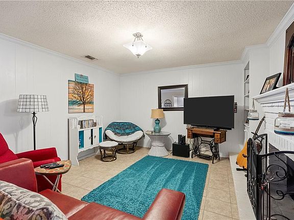 5th image of 5228 Lake Shore Dr