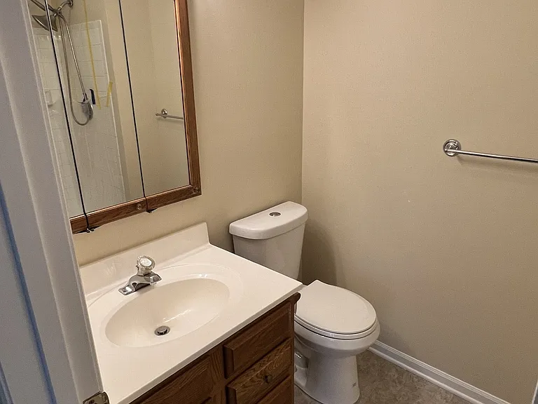 904 Cedar Crest Ct #2 — Photo 14