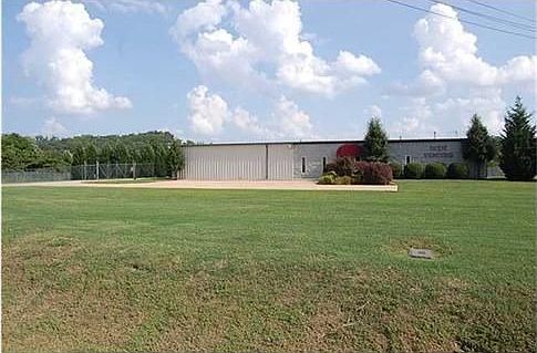 1st image of 218 Industrial Park Dr