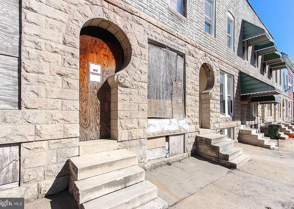 2nd image of 1734 E Oliver St