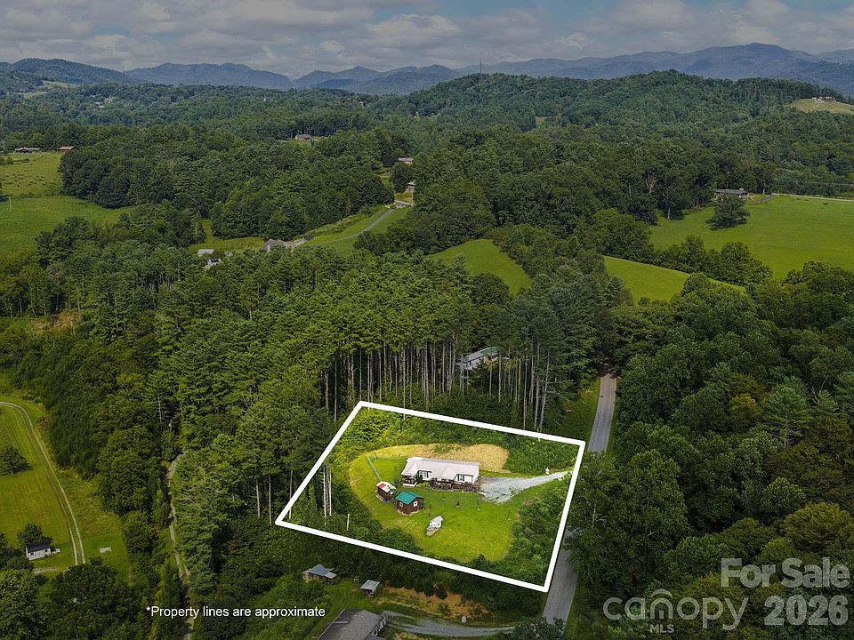 1st image of 380 Green Acres Dr