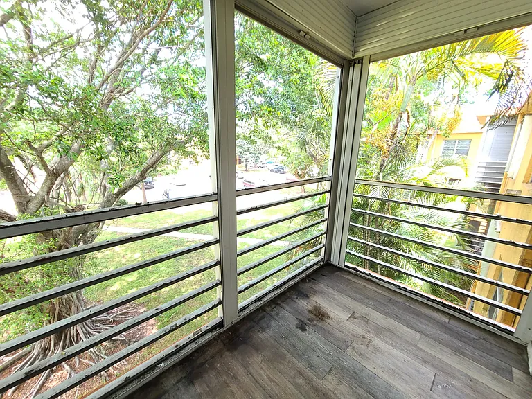 4354 NW 9th Ave #14-3C — Photo 14