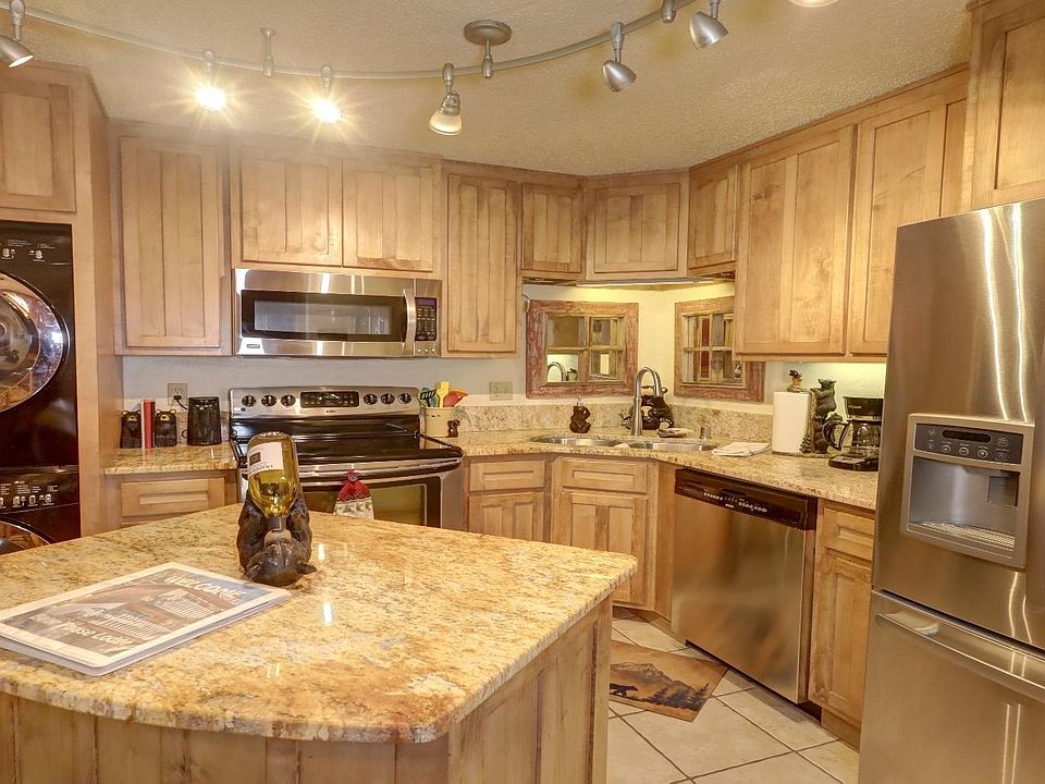 1st image of 128 W High St #6