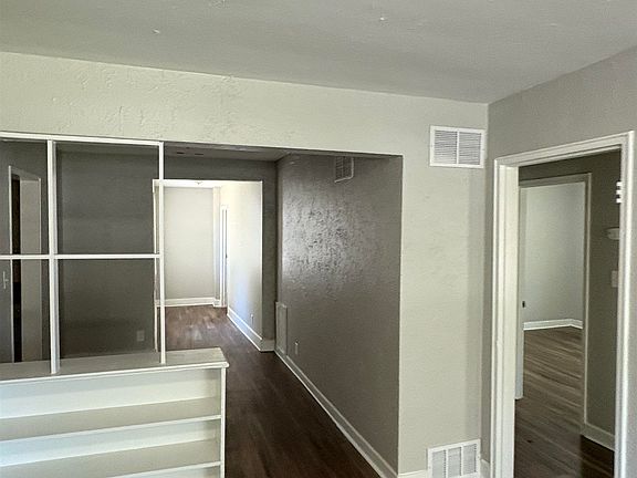 4th image of 3904 Kimball Ave