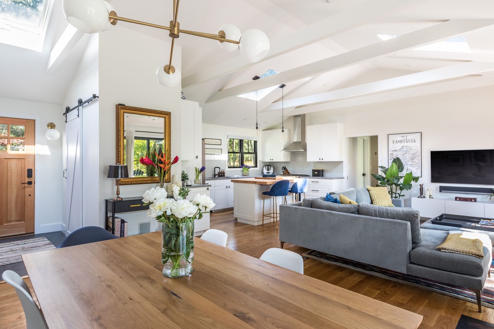 Open Floorplan living room