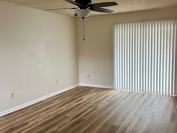 4th image of 3529 Dublin Ct