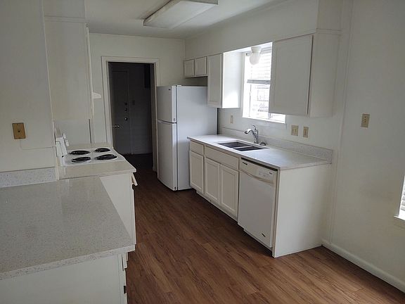 4th image of 705 & 707 Allen St #707