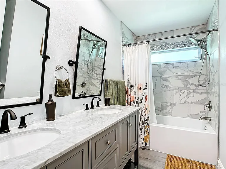 2250 Watrous Dr — Photo 20