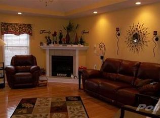 3222 N Nixon Ave, Springfield, MO 65803