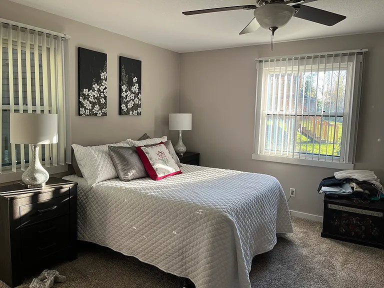 1351 Lauderdale Pl — Photo 7