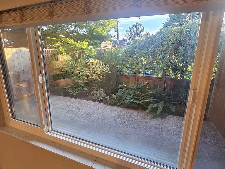2332 Minor Ave E #8 — Photo 11