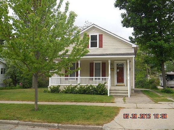2nd image of 315 N Ferry St