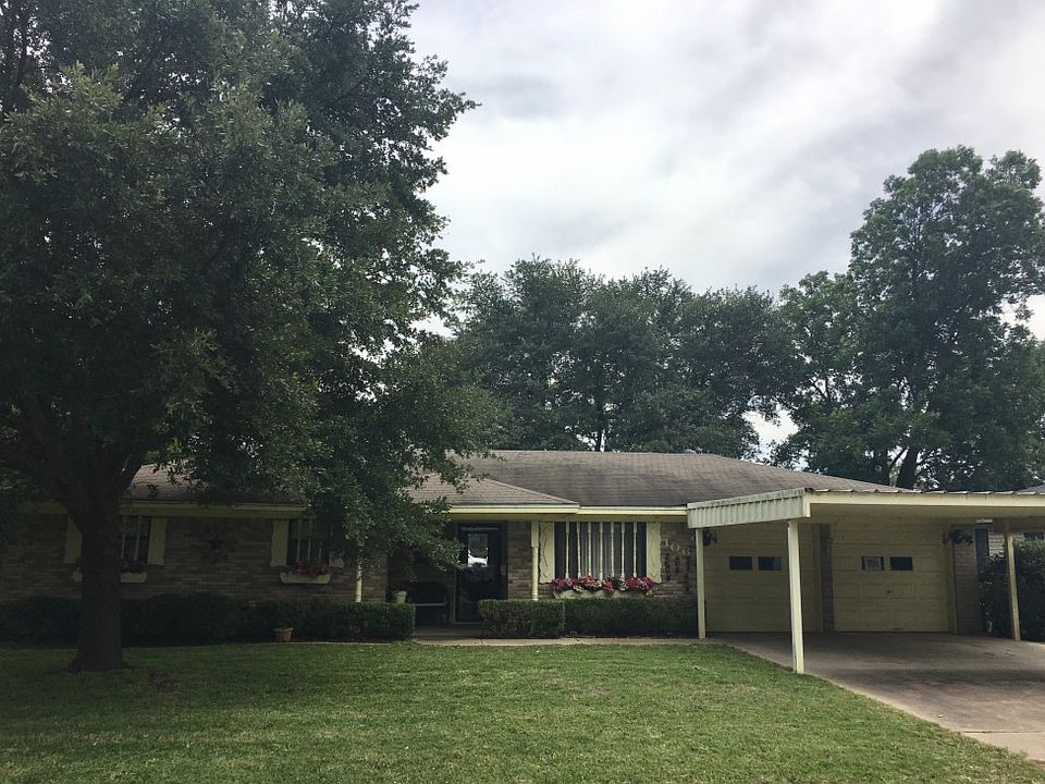 1st image of 106 Darden Dr