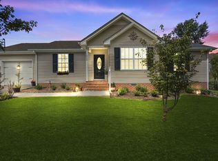 1002 Creek Bottom Rd, White Bluff, TN 37187