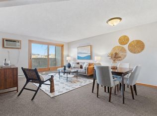 2425 E Franklin Ave APT 212, Minneapolis, MN 55406