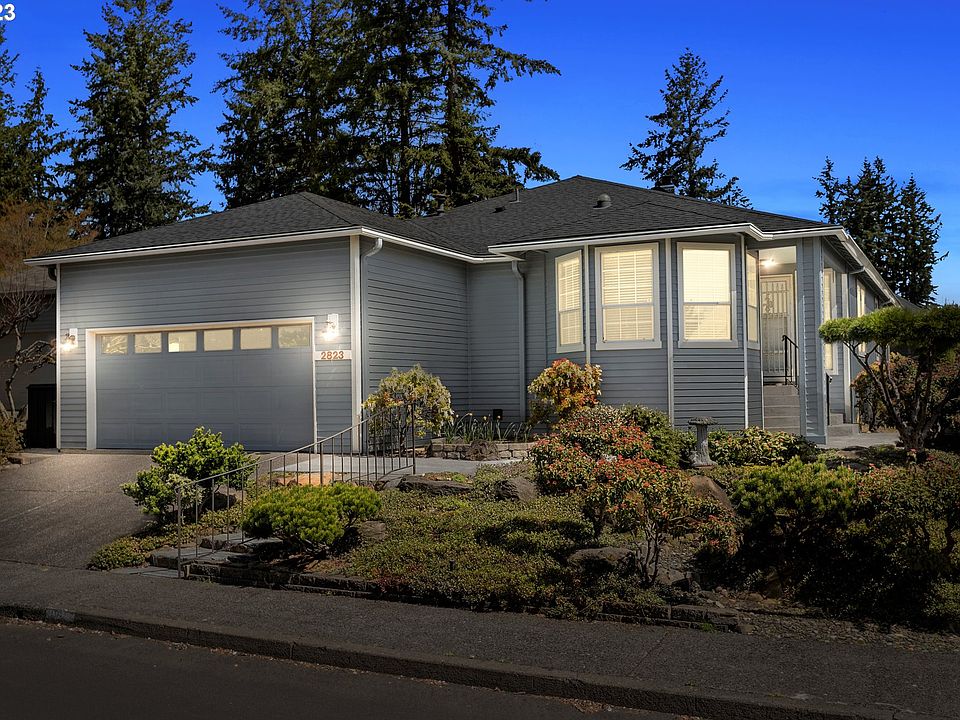 1st image of 2823 SE Spyglass Dr