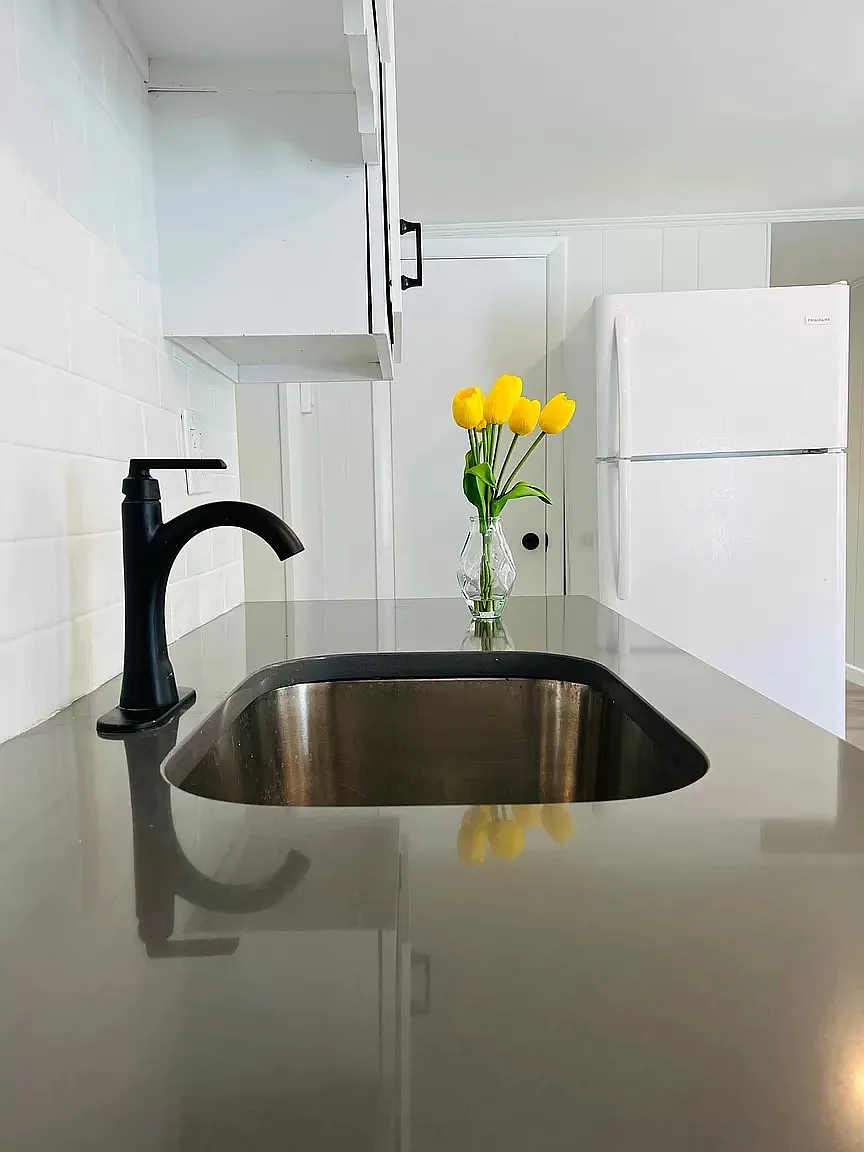 2 bed, 1000 sqft, $2,000 — Photo 3