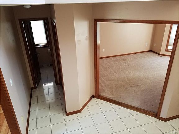 5th image of 105 Pleasant Trl