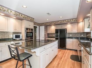 268 Fairmount Rd, Long Valley, NJ 07853