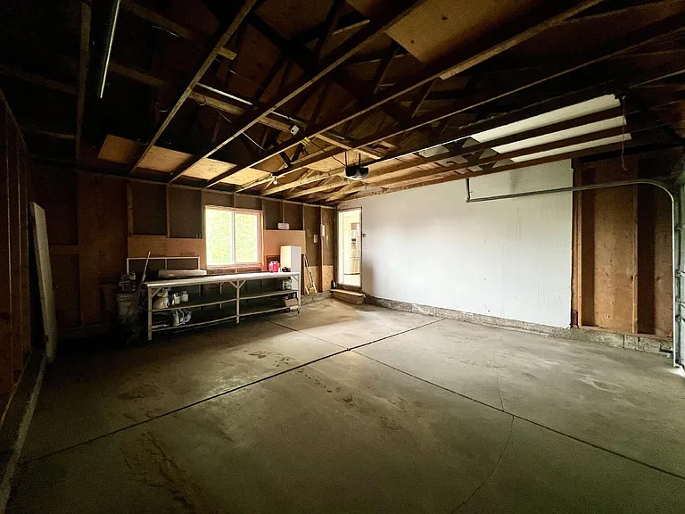 13238 Alcott Cir — Photo 35