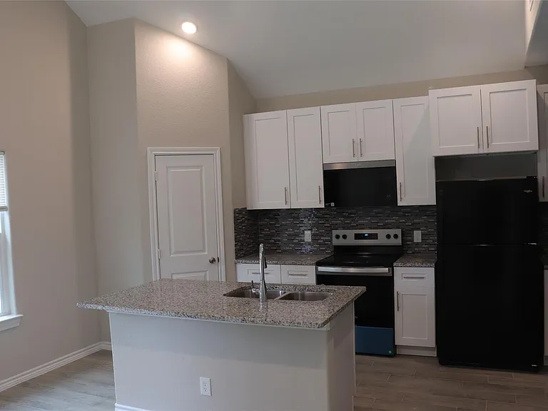 9810 Arbor Oak — Photo 6