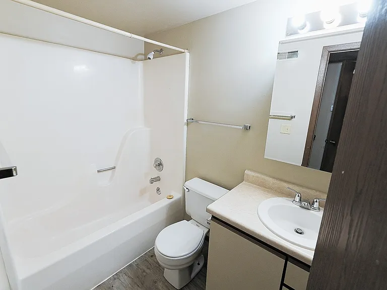 535 North 23rd St — Photo 23