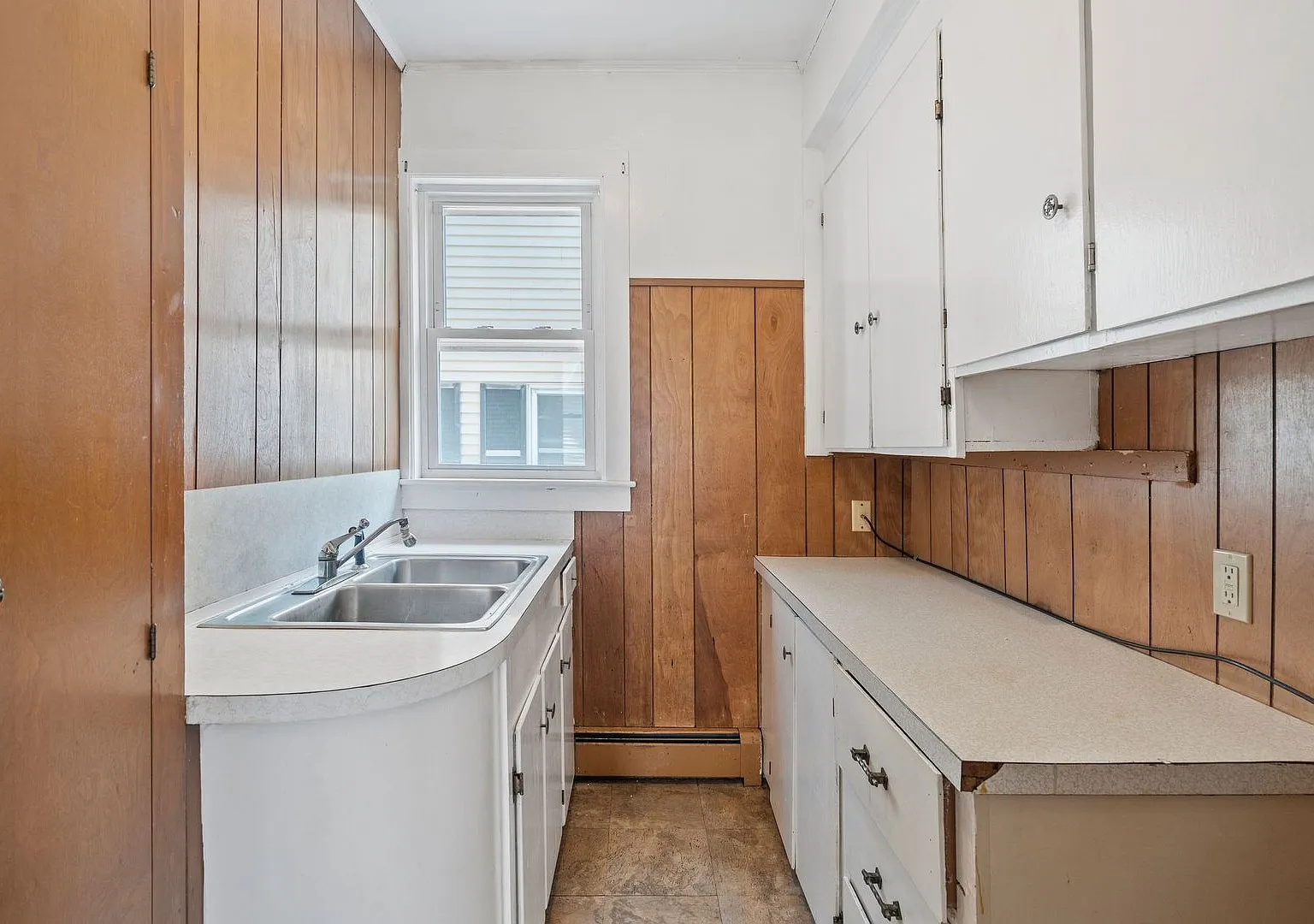 135 Sagamore Street Unit #2 Manchester NH — Photo 4