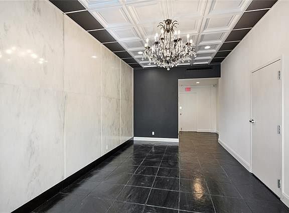 3rd image of 3305 Saint Charles Ave #A-b
