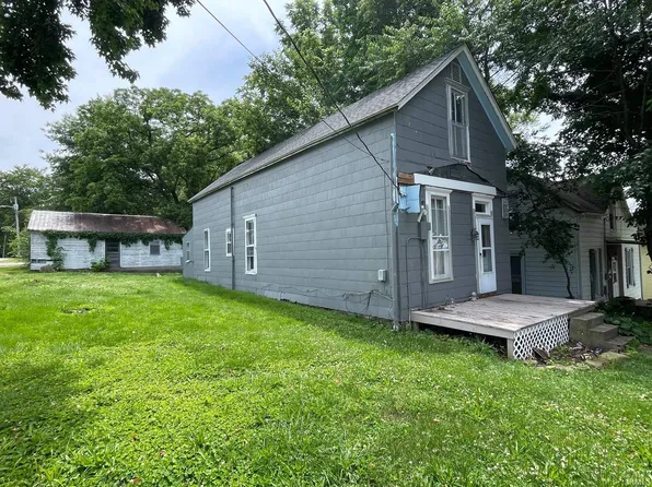 809 N Washington St, Huntingburg, IN 47542