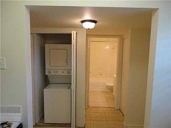 3rd image of 9932 Nob Hill Ln