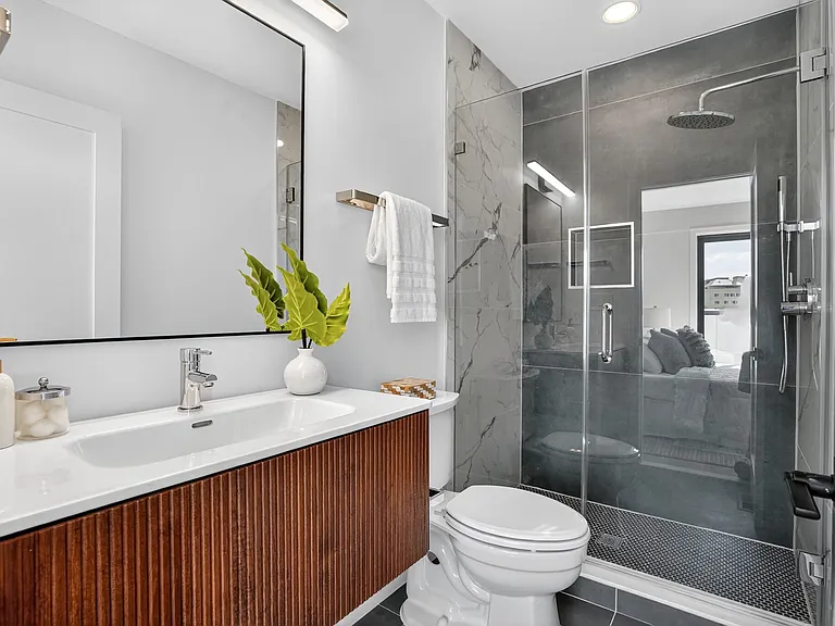 2440 Ontario Rd NW #9 — Photo 13