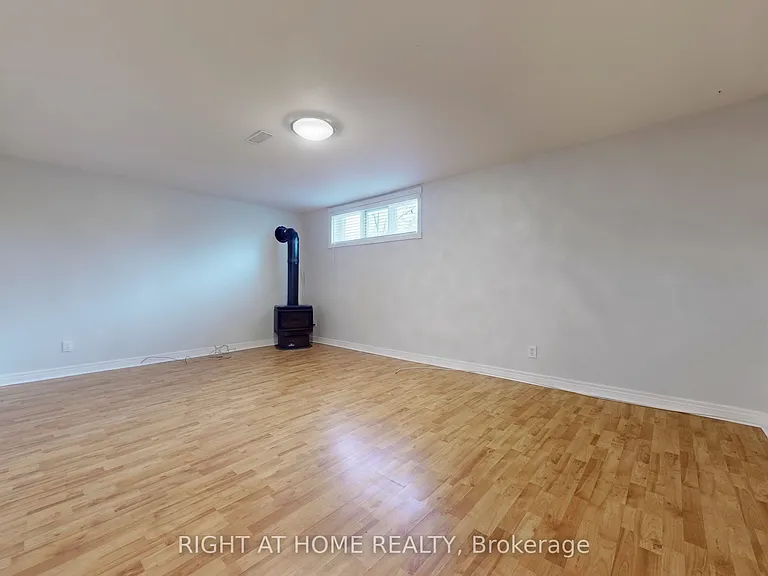 381 Leacock Dr — Photo 5