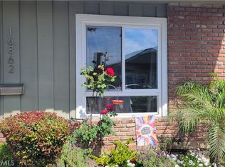 16862B Coach Ln, Huntington Beach, CA 92649