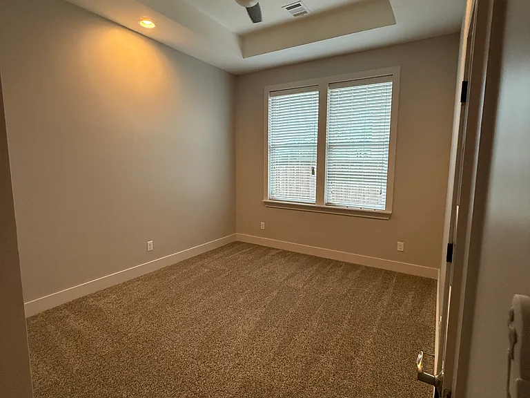 1136 Tealwood Ct — Photo 25