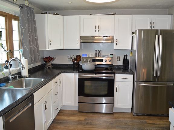 5th image of 2697 Cranberry Hwy APT 14
