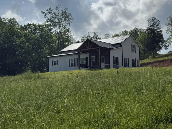 1900 Peach Rd, Minor Hill, TN 38473