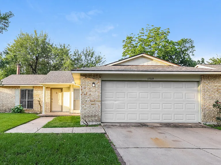 17319 Northern Star Dr — Photo 1