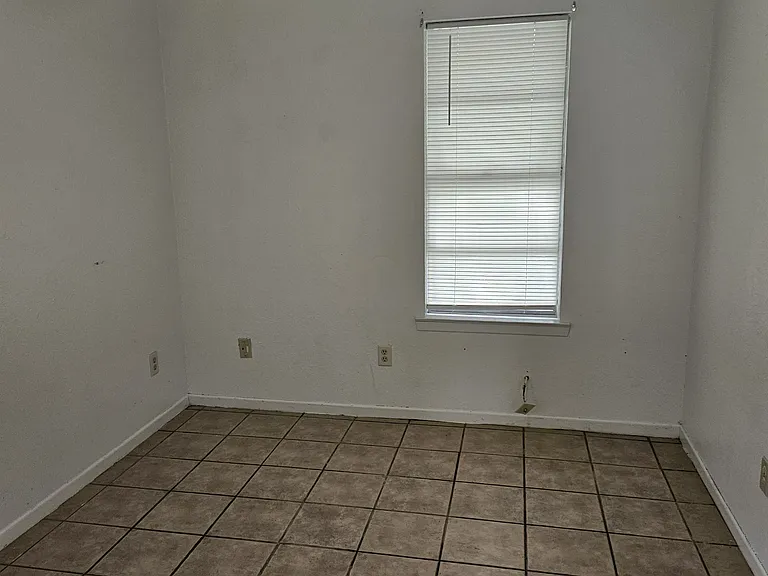 611 Lilac St #611A — Photo 2